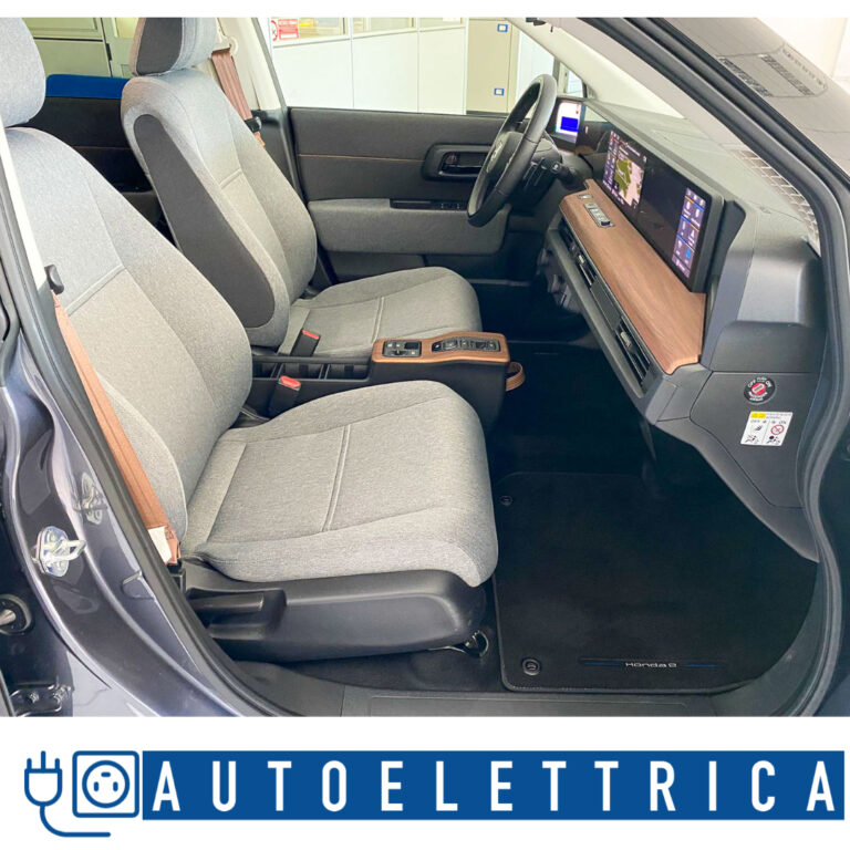 Honda e - interno