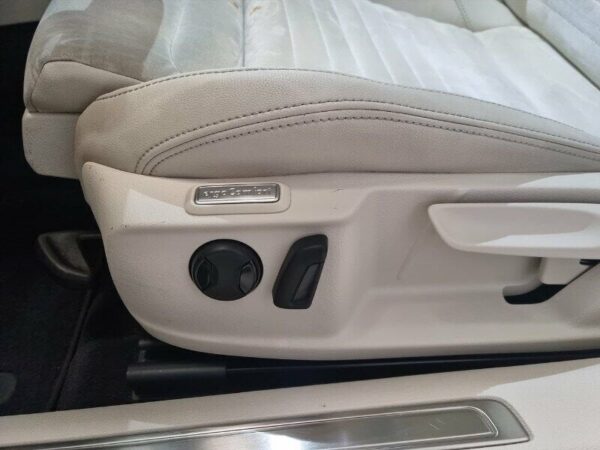 Volkswagen Passat Variant 2.0 TDI 190 CV 4MOTION DSG Highline BMT - immagine 13
