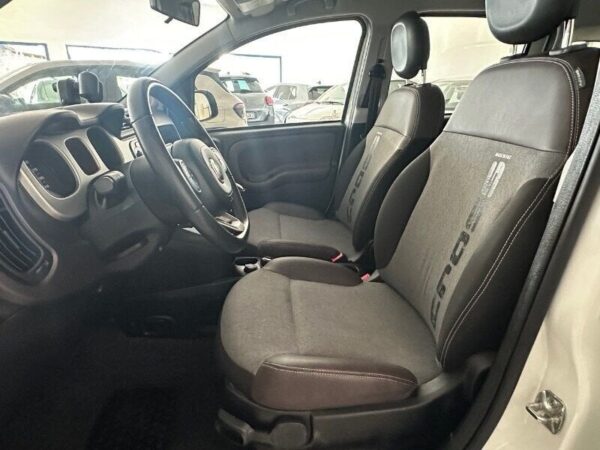 FIAT Panda Cross 0.9 TwinAir Turbo S&S 4x4 - immagine 8