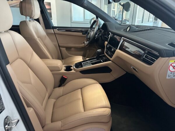 PORSCHE Macan 2.9 S - immagine 10
