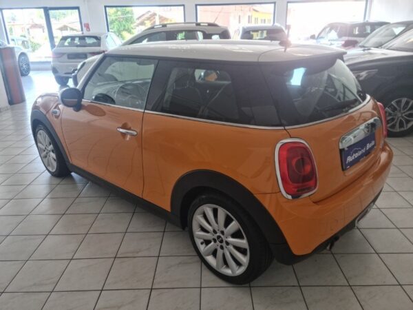 MINI Mini 4ª serie (F56) Mini 1.5 Cooper - immagine 6