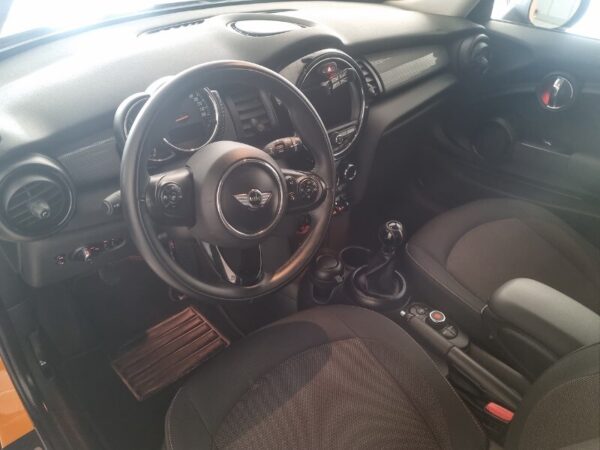 MINI Mini 4ª serie (F56) Mini 1.5 Cooper - immagine 10