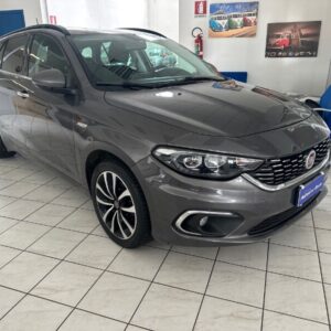 FIAT Tipo (2015-->) Tipo 1.6 Mjt S&S SW Lounge
