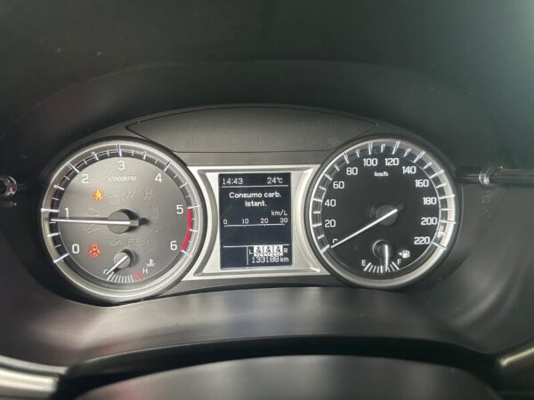 SUZUKI Vitara (2015) Vitara 1.6 DDiS V-Cool - immagine 8