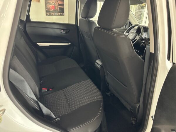 SUZUKI Vitara (2015) Vitara 1.6 DDiS V-Cool - immagine 12