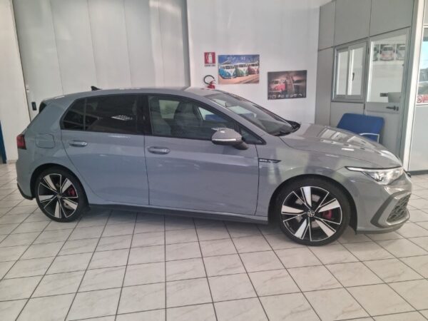 VOLKSWAGEN Golf 8ª serie Golf 2.0 TDI GTD DSG - immagine 2
