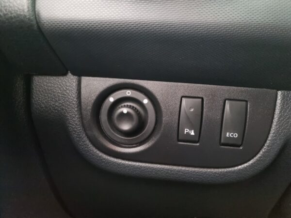DACIA Sandero 2ª serie Sandero 1.5 dCi 8V 90CV S&S Serie Speciale Brave - immagine 13