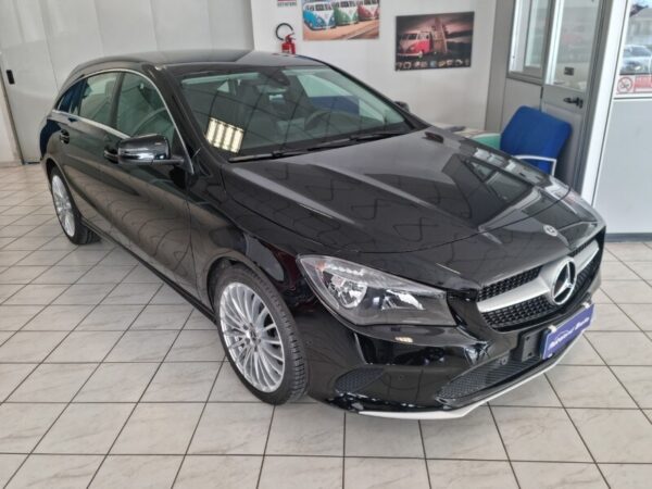 MERCEDES CLA        (C/X117) CLA 180 S.W. Business
