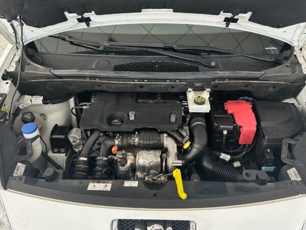 PEUGEOT Partner 2ª serie Partner Tepee 1.6 HDi 92CV Access - immagine 15