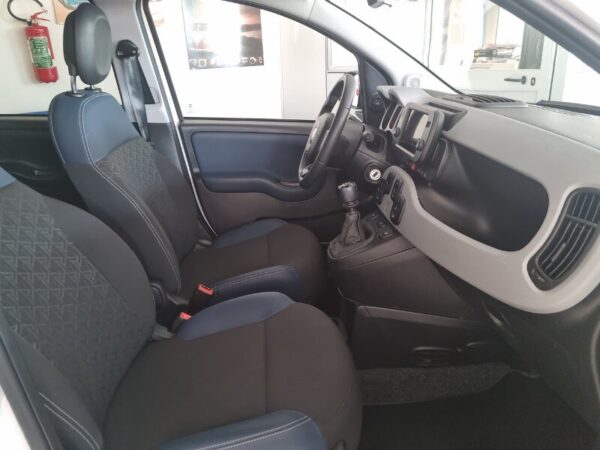 FIAT Panda 3ª serie Panda 1.0 FireFly S&S Hybrid City Cross - immagine 11