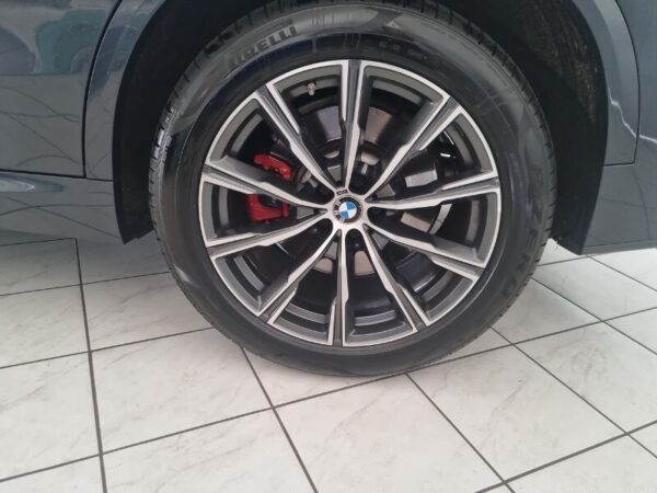 BMW X5        (G05/F95) X5 xDrive30d 48V Msport - immagine 13