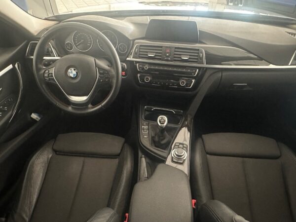 BMW Serie 3    (F30/31) 318d xDrive Sport - immagine 9