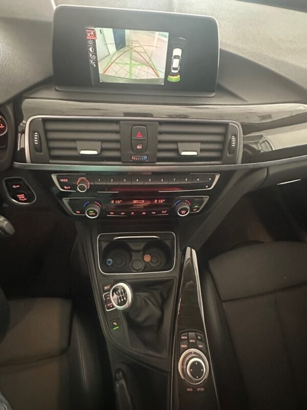 BMW Serie 3    (F30/31) 318d xDrive Sport - immagine 10