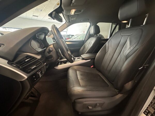 BMW X5         (F15/85) X5 xDrive25d Business - immagine 9