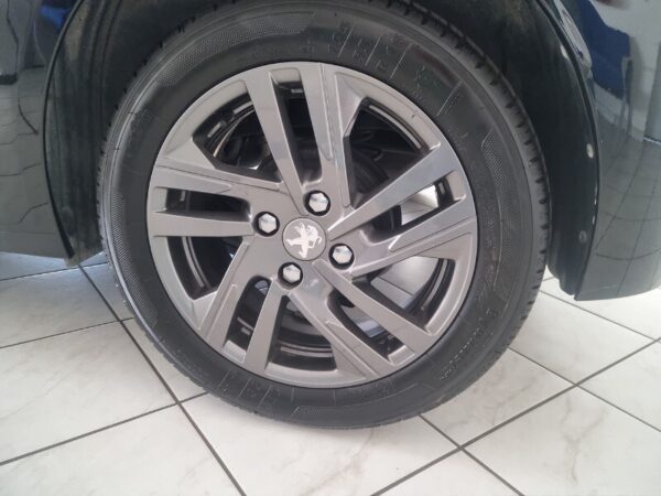 PEUGEOT 208 2ª serie 208 PureTech 75 Stop&Start 5 porte Active Pack - immagine 8