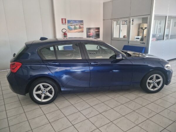 BMW Serie 1       (F20) 116d 5p. Advantage - immagine 2