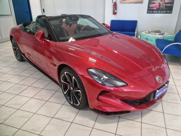 MG Cyberster Cyberster 77 kWh AWD - immagine 4