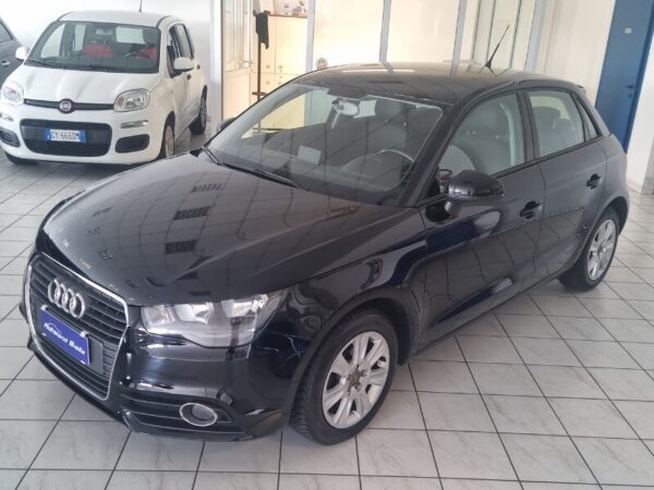 AUDI A1/S1 A1 SPB 1.6 TDI Attraction - immagine 3