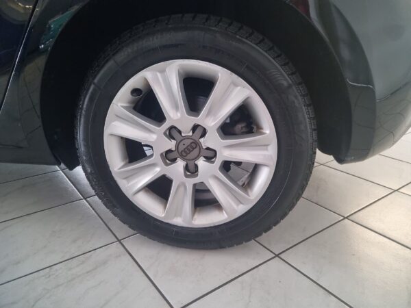 AUDI A1/S1 A1 SPB 1.6 TDI Attraction - immagine 14