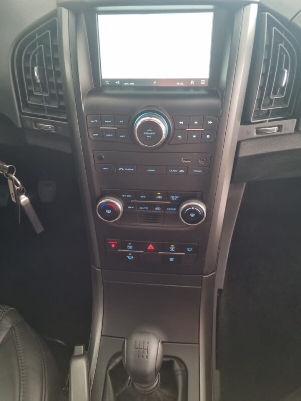 MAHINDRA XUV500 XUV500 2.2 16V AWD W10 - immagine 15