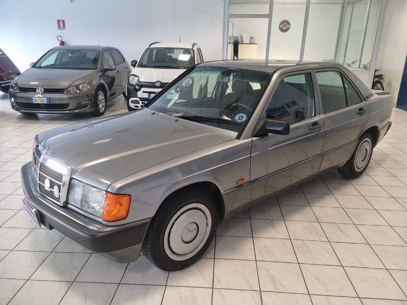 MERCEDES 190 2.0 E - immagine 3